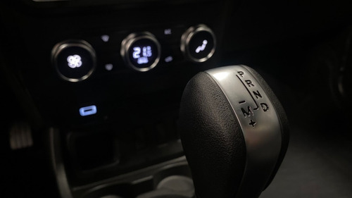 Imagen 10 de 20 de Renault Oroch Intense 1.3 Turbo