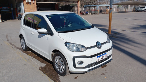 Volkswagen Up! 1.0 High Up! 75cv 5 p