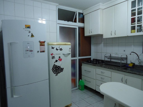 Apartamento Com 3 Dormitórios À Venda, 68 M² - Ap0207