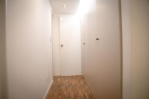 Departamento En Venta Reciclado En Alem 1100, Barrio Martin Rosario