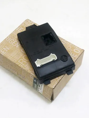 comprar Calculador Uch Renault Clio 2 Symbol Duster Original 