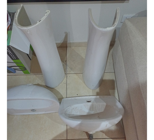 Dos Lavatorios Para Baño Trebol Modelo Máncora Con Pedestal.