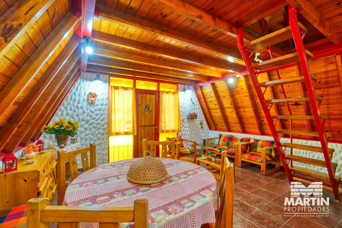 Casa 2 Ambientes, Con Pileta Y Quincho Con Parrilla.