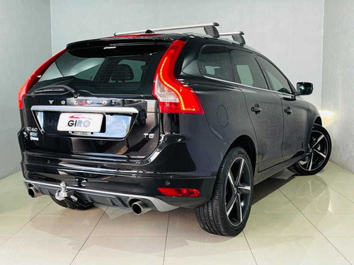 Imagem 3 de 15 de Volvo X60 2.0 T5 R-design 245cv Gasolina