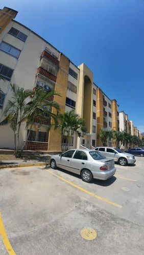 En Venta Apartamento En San Diego, Valles Del Nogal Jcrc