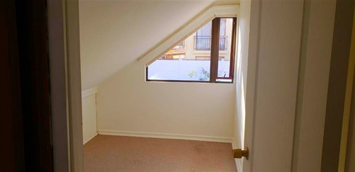 Casa En Venta De 4 Dorm. En La Serena