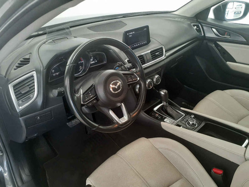 Imagen 9 de 13 de Mazda Mazda 3 2018 5p Hatchback S Grand Touring L4/2.5 A