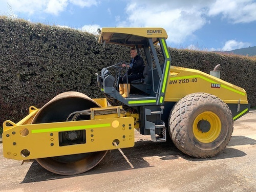 Bomag Bw 212 D - 40