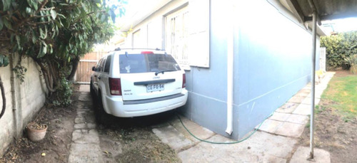 Casa En Venta De 4 Dorm. En Concón