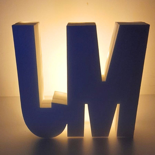 Imagen 3 de 10 de Letra 50 Cm Luces Led Polyfan Nombre Luz Iluminado Quince Eventos