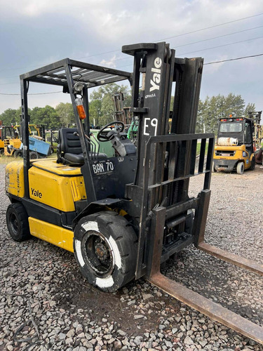 Imagen 6 de 15 de Autoelevador Yale 3tn Diesel Torre Triple C/desplazad Envios