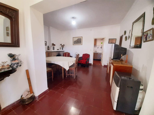 Venta Casa 4 Ambientes Y Amplio Parque Copacabana