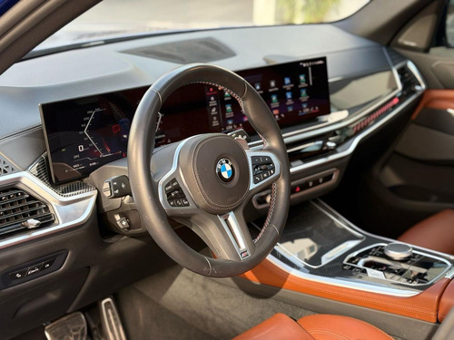 BMW X5 4.4 V8 M60I