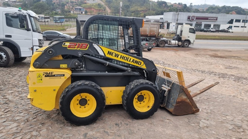 Imagem 3 de 19 de Mini Carregadeira New Holland L 218 Ano 2013 Com Paleteira