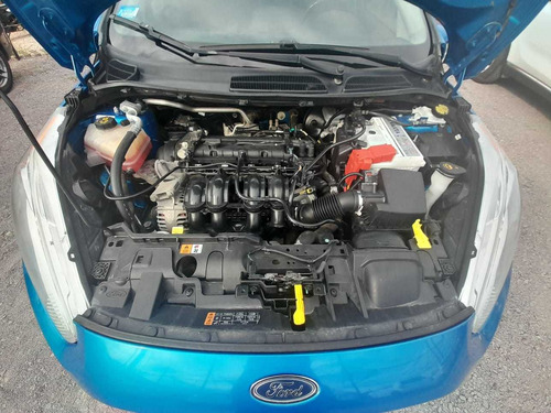 Imagen 14 de 15 de Ford Fiesta 1.6 4p Titanium (kd) 2015