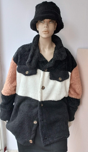 Imagen 5 de 6 de Camisaco Oversize Modelo West En Corderito ( Unisex )