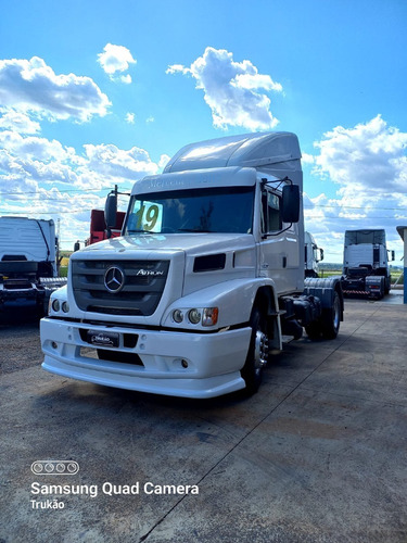 Imagem 6 de 12 de Mercedes Benz Atron 1635
