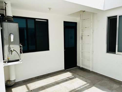Increíble Oportunidad De Inversión En Una Residencia Transformada Para Tu Negocio En Coapexpan,xal