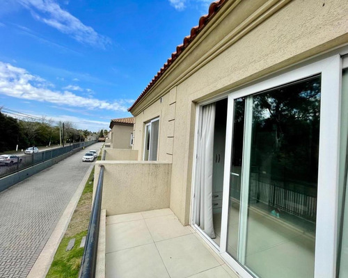Casa Dúplex En Venta En Saravi Village, Pilar, G.b.a. Zona Norte