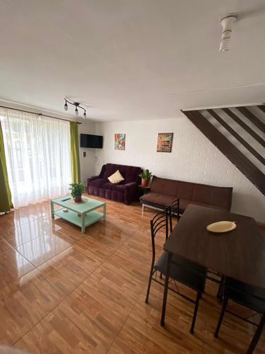 Hermosa Casa En Pichilemu | 6 Dormitorios Y 2 Baños