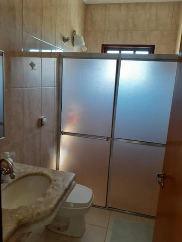 Chácara, 1035m², Casa Com 3 Dormitórios, 2 Suítes. Bairro Corrupira, Jundiaí-sp. Estuda Permuta. - Ch0023