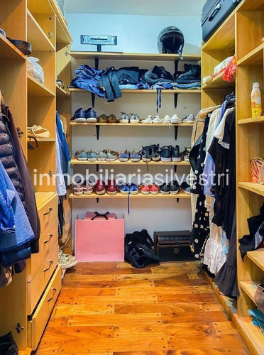 Imagen 7 de 25 de 465 Y 26 City Bell - Casa De 4 Dormitorios En Venta