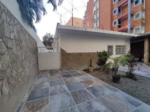Imagen 3 de 30 de En Venta Casa En Las Delicias Urb El Bosque Amoblada Maracay
