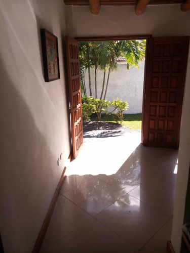 Casa En Venta Sector Kempis Guatire
