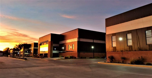 Imagen 2 de 13 de Depósito Con Oficinas En Alquiler | Munro Center Parque Empresarial | 3.425 M²