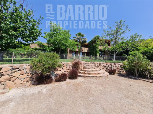 Casa En Venta De 3 Dorm. En Colina