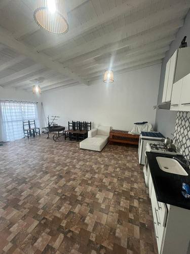 Casa En Venta - 1 Dormitorio 1 Baño - 640mts2 - La Torre, Marcos Paz