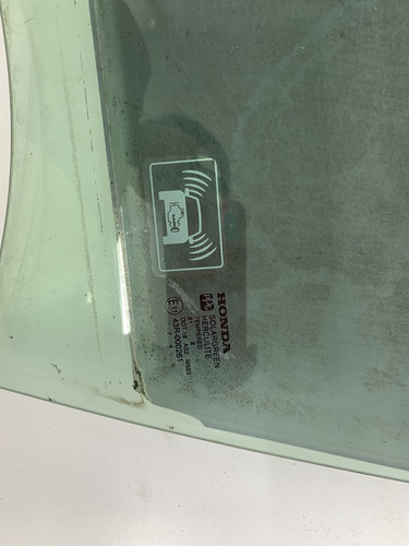 Vidrio Delantero Izquierdo Honda Civic 2000-2005 (Usado)