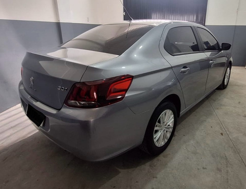 Peugeot 301 1.6 Allure Plus