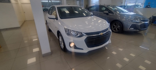 Imagen 7 de 23 de Chevrolet Onix Lt Tech 5p Ph