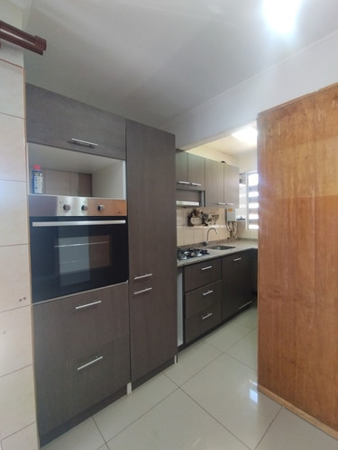 Arriendo Excelente Depto Remodelado 3d/1b/1e.