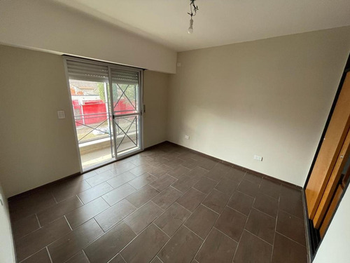 Imagen 15 de 18 de Duplex Con 3 Dormitorios A Estrenar A La Venta