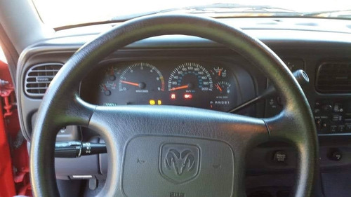 Imagem 3 de 7 de Dodge