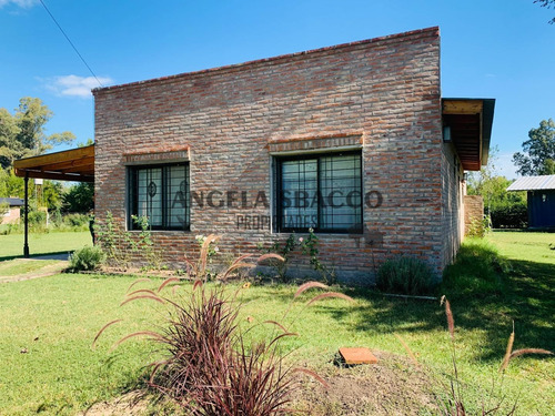 Imagen 2 de 30 de Barrio Jularo