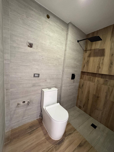 Townhouse De Lujo En Terrazas De Camoruco