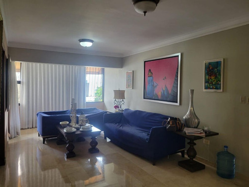 Apartamento En Alquiler  Evaristo Morales Santo Domingo