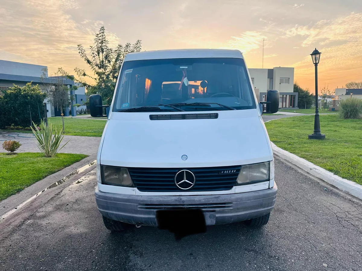 Mercedes-Benz Sprinter 2.5 310 Furgon 3000 V2