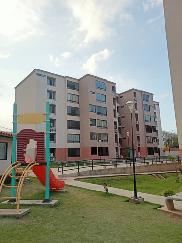En Venta Pent-house Duplex En El Conjunto Resd. Valle Topacio, Municipio San Diego Estado Carabobo / Venezuela Emer.