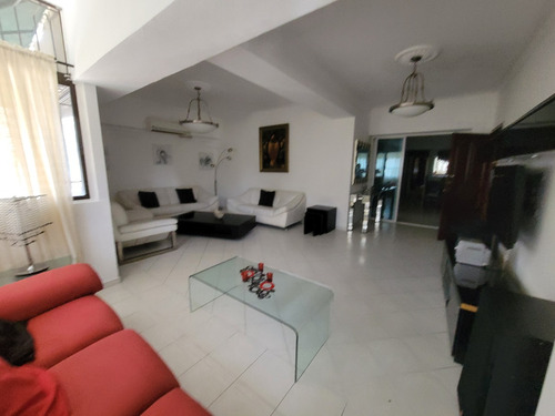 Foxpiantini.com - A307 | Apartamento De Lujo En Bellavista | Espacios Amplios Y Vistas Panorámicas