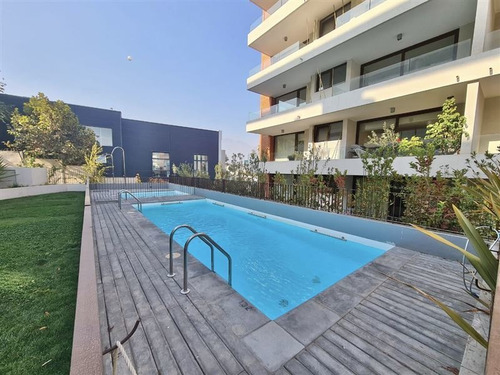 Departamento En Venta De 2 Dorm. En Lo Barnechea