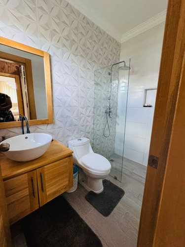 Venta De Casa Con Piscina Ubicada En Prado Oriental De San Isidro