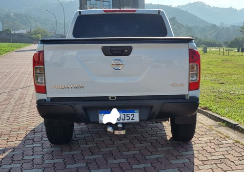 Nissan Frontier 2.3 S Cab. Dupla 4x4 4p 6 marchas