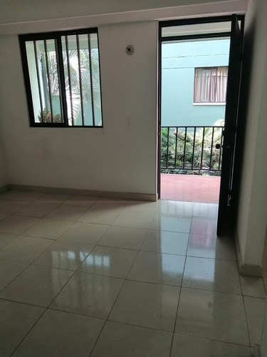 Venta De Apartamento En Lourdes, Sur De Cali 2712.