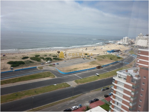 Lindo Apartamento En Brava Con Vista Hacia La Mansa- Ref: 3782