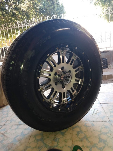 Llanta 256/70r17