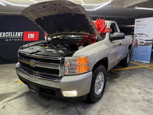 Chevrolet Cheyenne 5.3 2500 Cab Ext B 4x4 Mt